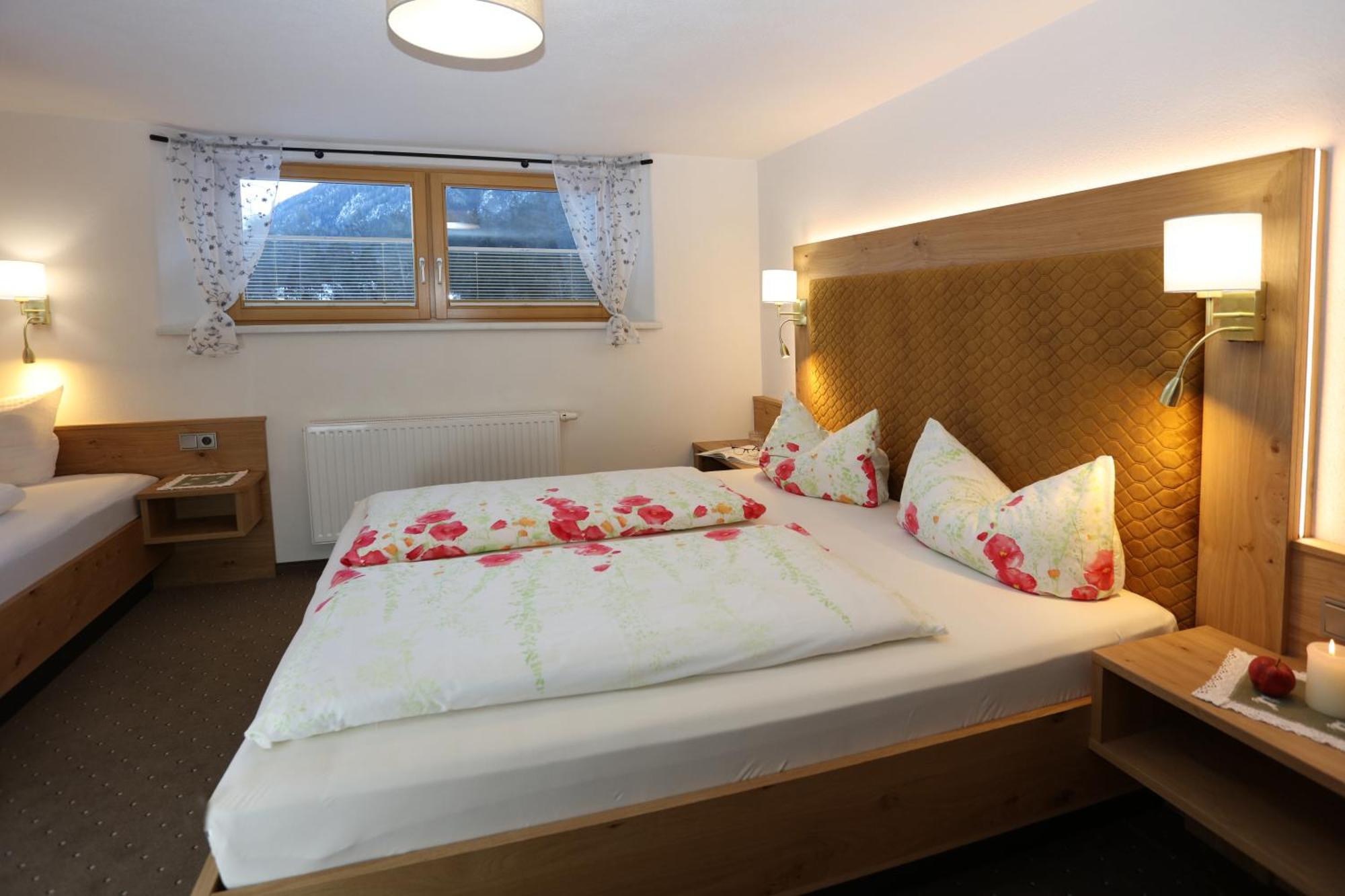 Sennhof Lechtal Appartement Bach  Buitenkant foto